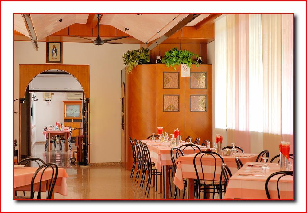 Hotel Ristorante Fratelli Zenari Chiampo Экстерьер фото